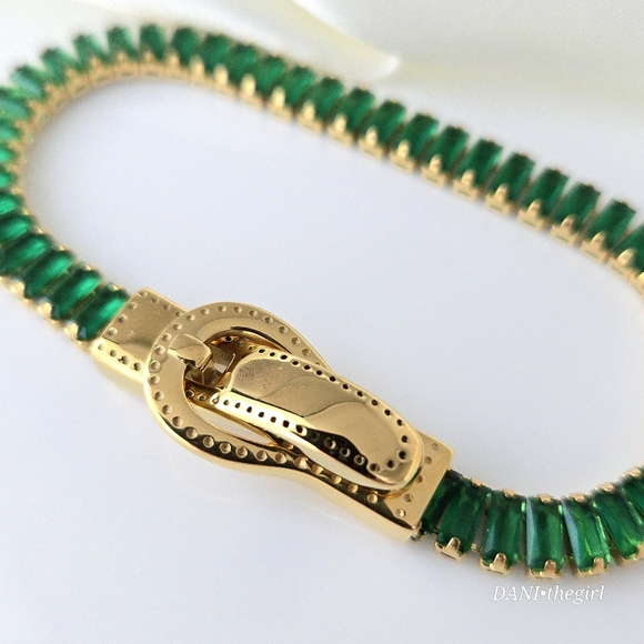 NEW 18K Gold Plated Green Baguette Diamond Tennis Bracelet - Picture 5 of 10